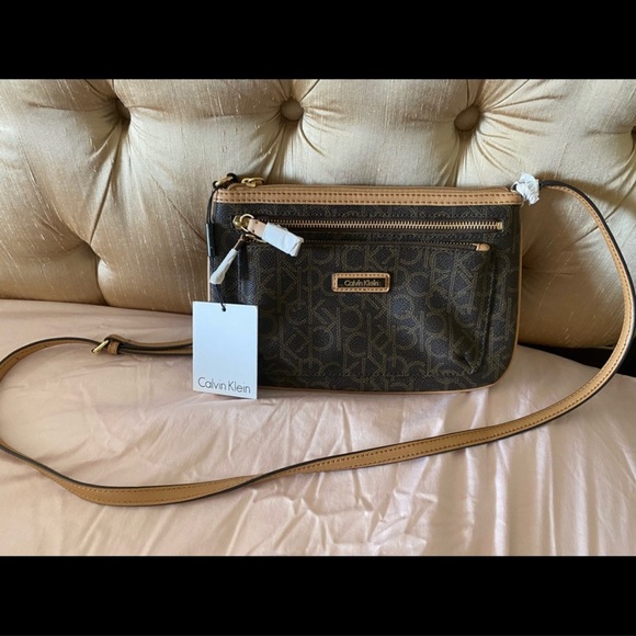 calvin klein mini crossbody bag - Picture 1 of 5